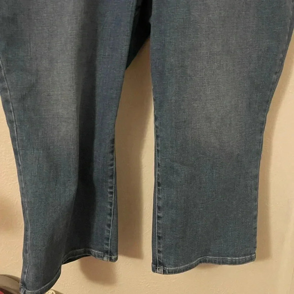 NYDJ JEANS,18w - Picture 3 of 7